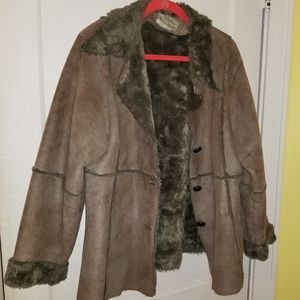 Cabelas soft womens jacket